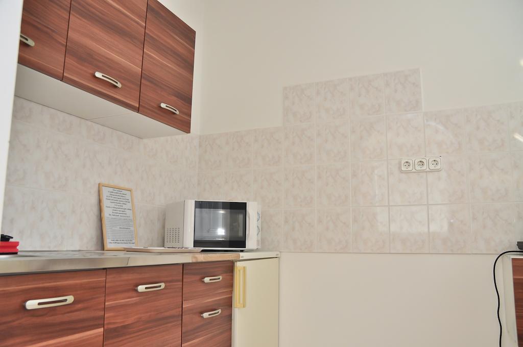 Csaladi Elmeny Apartman Es Vendeghaz Apartment ไฮจ์ดุสโซบอสโล ภายนอก รูปภาพ